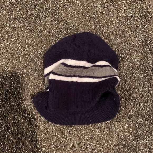 Penn state winter hat - Picture 3 of 3